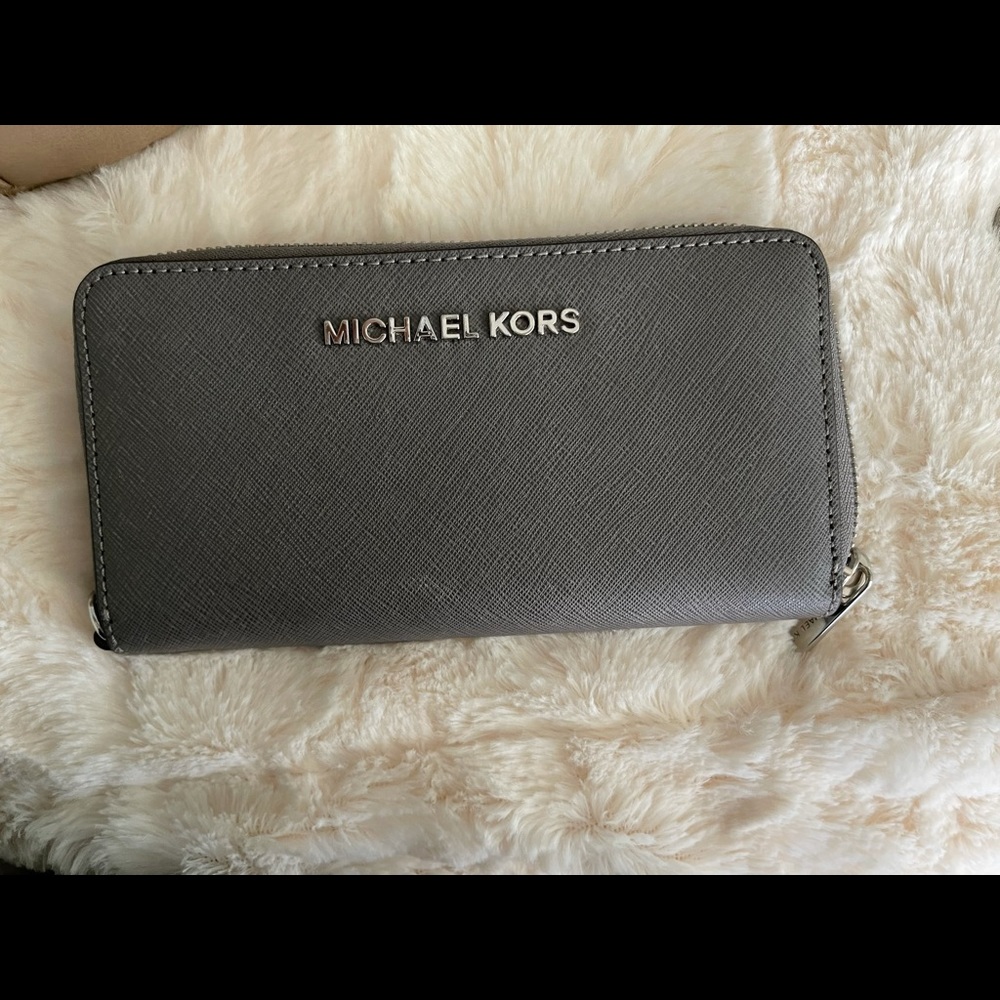 Michael Kors wallet